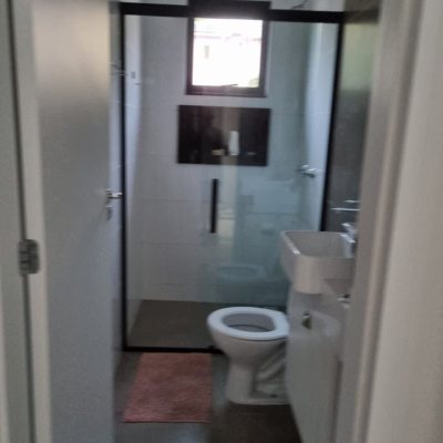 Casa em Condomínio com 236m², 4 quartos, 3 suítes, 4 garagens, no bairro Cachoeira Do Bom Jesus em Florianópolis