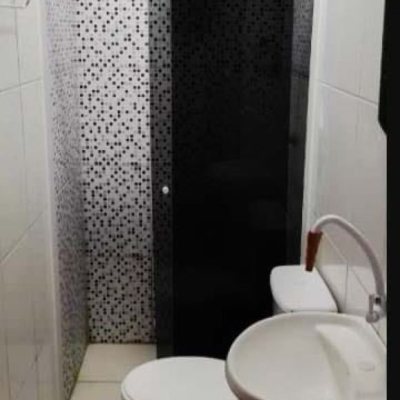 Casa Residencial com 100m², 2 quartos, 1 suíte, 4 garagens, no bairro São João Do Rio Vermelho em Florianópolis