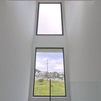 Casa Residencial com 200m², 3 quartos, 3 suítes, 4 garagens, no bairro Lagoa Da Conceição em Florianópolis