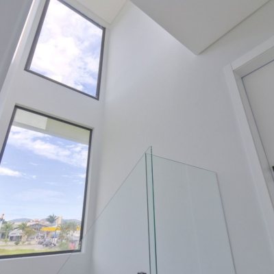 Casa Residencial com 200m², 3 quartos, 3 suítes, 4 garagens, no bairro Lagoa Da Conceição em Florianópolis