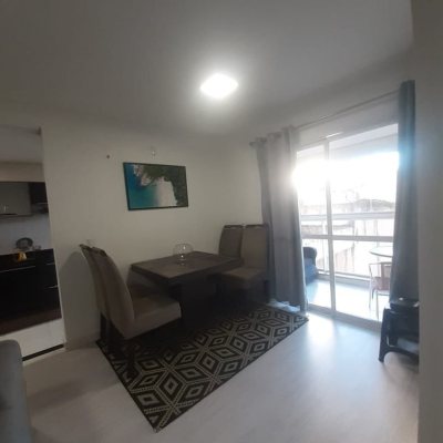 Apartamentos com 71m², 2 quartos, 1 suíte, 1 garagem, no bairro Praia Comprida em São José