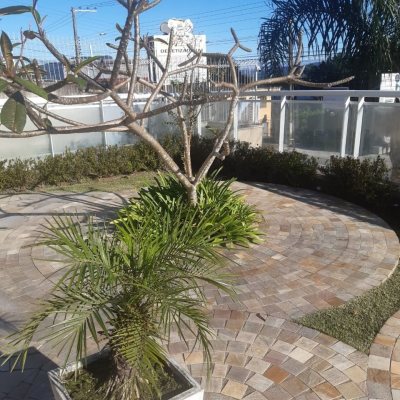 Apartamentos com 71m², 2 quartos, 1 suíte, 1 garagem, no bairro Praia Comprida em São José