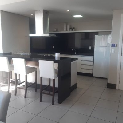 Apartamentos com 71m², 2 quartos, 1 suíte, 1 garagem, no bairro Praia Comprida em São José