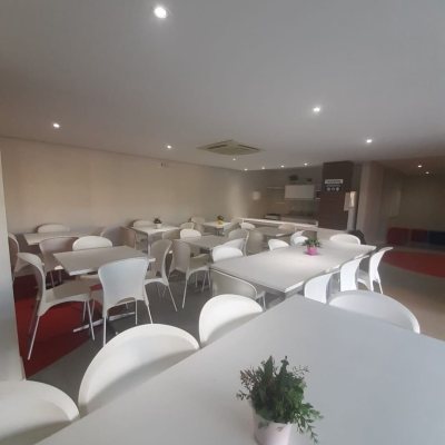 Apartamentos com 71m², 2 quartos, 1 suíte, 1 garagem, no bairro Praia Comprida em São José