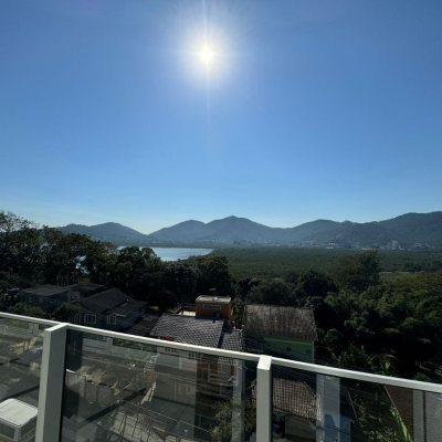 Apartamentos com 133m², 3 quartos, 3 suítes, 2 garagens, no bairro João Paulo em Florianópolis