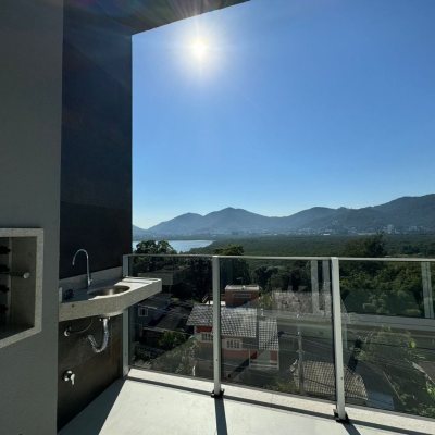 Apartamentos com 133m², 3 quartos, 3 suítes, 2 garagens, no bairro João Paulo em Florianópolis