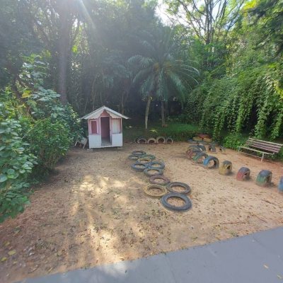 Apartamentos com 202m², 4 quartos, 1 suíte, 2 garagens, no bairro Agronômica em Florianópolis