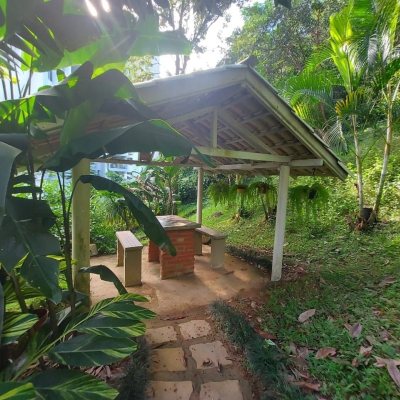 Apartamentos com 202m², 4 quartos, 1 suíte, 2 garagens, no bairro Agronômica em Florianópolis