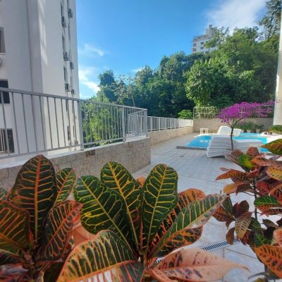 Apartamentos com 202m², 4 quartos, 1 suíte, 2 garagens, no bairro Agronômica em Florianópolis