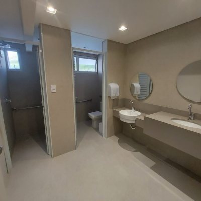 Apartamentos com 202m², 4 quartos, 1 suíte, 2 garagens, no bairro Agronômica em Florianópolis