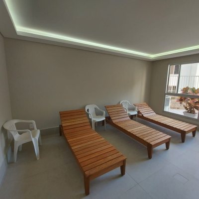 Apartamentos com 202m², 4 quartos, 1 suíte, 2 garagens, no bairro Agronômica em Florianópolis