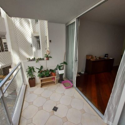 Apartamentos com 202m², 4 quartos, 1 suíte, 2 garagens, no bairro Agronômica em Florianópolis