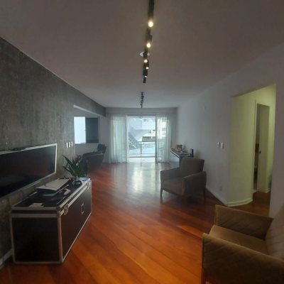Apartamentos com 202m², 4 quartos, 1 suíte, 2 garagens, no bairro Agronômica em Florianópolis