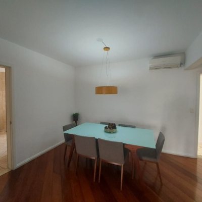 Apartamentos com 202m², 4 quartos, 1 suíte, 2 garagens, no bairro Agronômica em Florianópolis