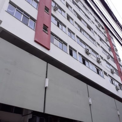Apartamentos com 72m², 2 quartos, no bairro Centro em Florianópolis