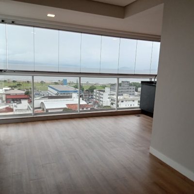 Apartamentos com 92m², 3 quartos, 1 suíte, 2 garagens, no bairro Kobrasol em São José