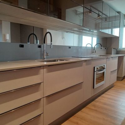 Apartamentos com 92m², 3 quartos, 1 suíte, 2 garagens, no bairro Kobrasol em São José