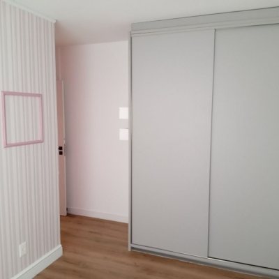 Apartamentos com 92m², 3 quartos, 1 suíte, 2 garagens, no bairro Kobrasol em São José