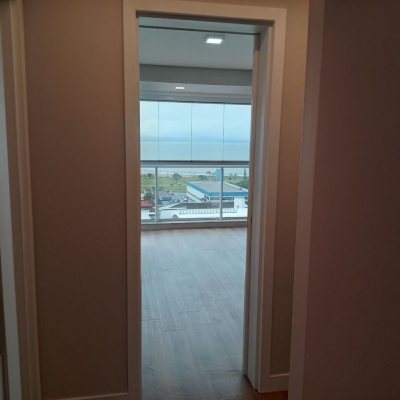 Apartamentos com 92m², 3 quartos, 1 suíte, 2 garagens, no bairro Kobrasol em São José