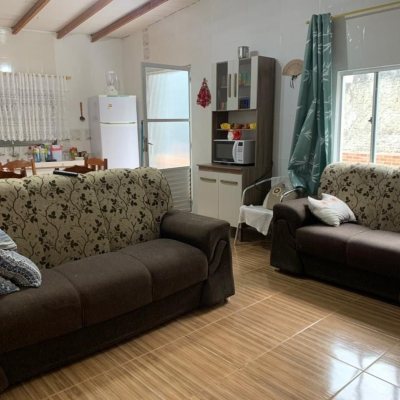 Casa Residencial com 141m², 4 quartos, no bairro Jurerê em Florianópolis