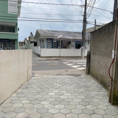 Casa Residencial com 141m², 4 quartos, no bairro Jurerê em Florianópolis