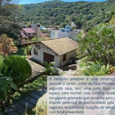 Casa Residencial com 680m², 6 quartos, 3 suítes, 6 garagens, no bairro Ponta Das Canas em Florianópolis