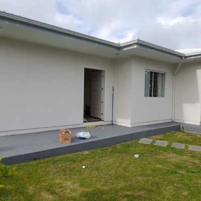 Casa Residencial com 200m², 3 quartos, 1 suíte, 2 garagens, no bairro Ingleses do Rio Vermelho em Florianópolis