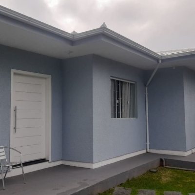 Casa Residencial com 200m², 3 quartos, 1 suíte, 2 garagens, no bairro Ingleses do Rio Vermelho em Florianópolis