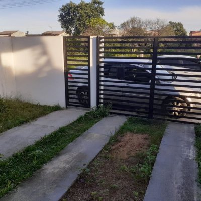 Casa Residencial com 105m², 2 quartos, 2 suítes, 1 garagem, no bairro São João Do Rio Vermelho em Florianópolis