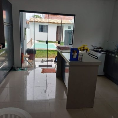 Casa Residencial com 105m², 2 quartos, 2 suítes, 1 garagem, no bairro São João Do Rio Vermelho em Florianópolis