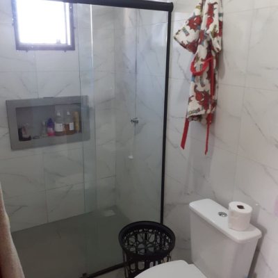 Casa Residencial com 105m², 2 quartos, 2 suítes, 1 garagem, no bairro São João Do Rio Vermelho em Florianópolis