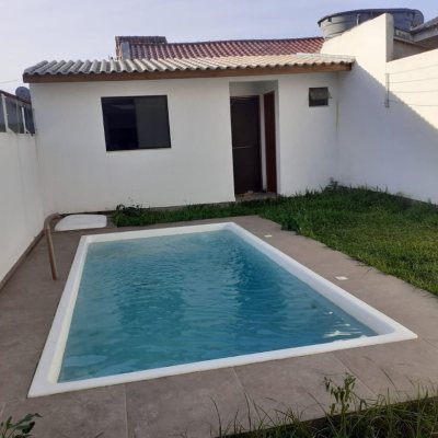 Casa Residencial com 105m², 2 quartos, 2 suítes, 1 garagem, no bairro São João Do Rio Vermelho em Florianópolis