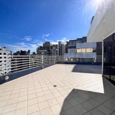Apartamentos com 148m², 4 quartos, 1 suíte, 4 garagens, no bairro Centro em Florianópolis
