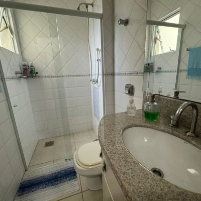 Cobertura com 182m², 3 quartos, 1 suíte, 2 garagens, no bairro Córrego Grande em Florianópolis