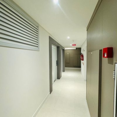 Apartamentos com 76m², 2 quartos, 1 suíte, 1 garagem, no bairro Pedra Branca em Palhoça