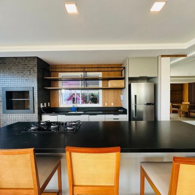 Apartamentos com 76m², 2 quartos, 1 suíte, 1 garagem, no bairro Pedra Branca em Palhoça