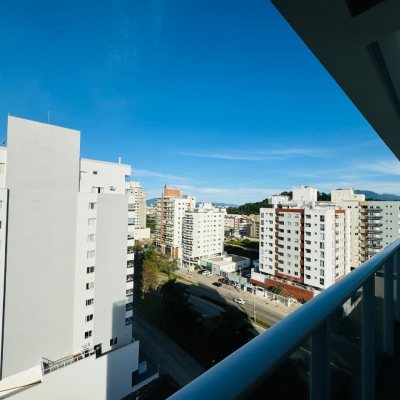 Apartamentos com 76m², 2 quartos, 1 suíte, 1 garagem, no bairro Pedra Branca em Palhoça