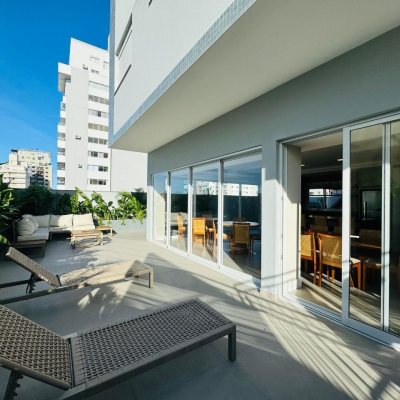 Apartamentos com 76m², 2 quartos, 1 suíte, 1 garagem, no bairro Pedra Branca em Palhoça