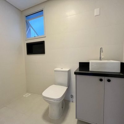 Apartamentos com 76m², 2 quartos, 1 suíte, 1 garagem, no bairro Pedra Branca em Palhoça