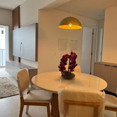 Apartamentos com 76m², 2 quartos, 1 suíte, 1 garagem, no bairro Pedra Branca em Palhoça