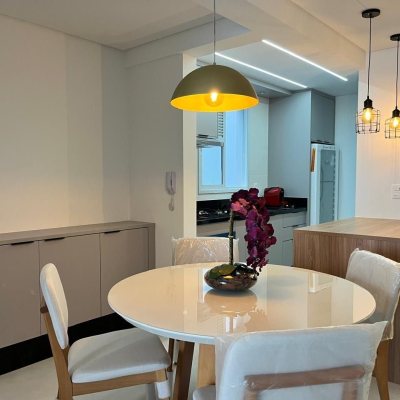 Apartamentos com 76m², 2 quartos, 1 suíte, 1 garagem, no bairro Pedra Branca em Palhoça