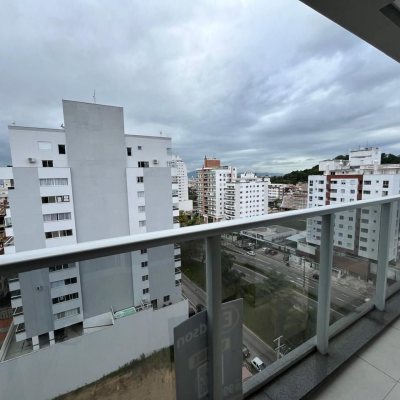 Apartamentos com 76m², 2 quartos, 1 suíte, 1 garagem, no bairro Pedra Branca em Palhoça