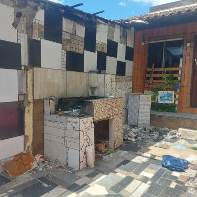 Casa Residencial com 100m², 4 quartos, 4 garagens, no bairro São Sebastião em Palhoça