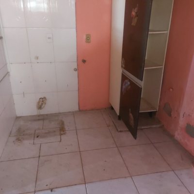 Casa Residencial com 100m², 4 quartos, 4 garagens, no bairro São Sebastião em Palhoça