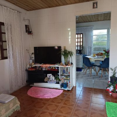 Casa Residencial com 125m², no bairro Vargem Do Bom Jesus em Florianópolis