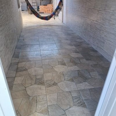 Casa Residencial com 90m², 2 quartos, 2 garagens, no bairro Forquilhas em São José