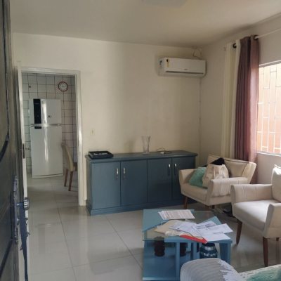 Casa Residencial com 85m², 2 quartos, 3 garagens, no bairro Ribeirão Da Ilha em Florianópolis