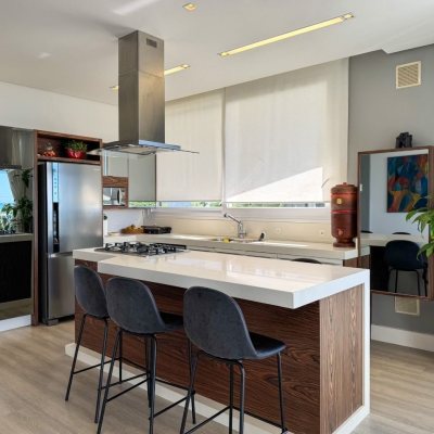 Apartamentos com 180m², 3 quartos, 3 suítes, 2 garagens, no bairro Novo Campeche em Florianopolis