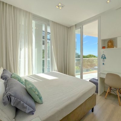 Apartamentos com 180m², 3 quartos, 3 suítes, 2 garagens, no bairro Novo Campeche em Florianopolis