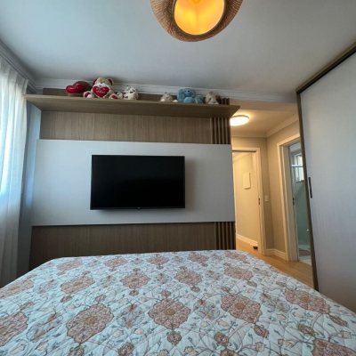 Cobertura com 195m², 3 quartos, 3 suítes, 2 garagens, no bairro Ingleses do Rio Vermelho em Florianópolis